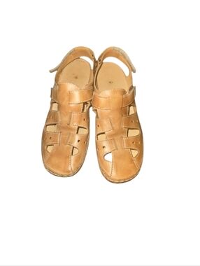 Leather Fishermen Sandals by Pikolinos